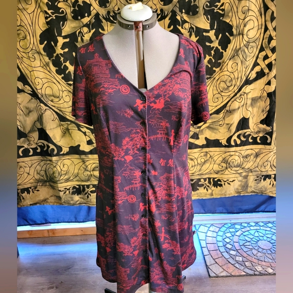 Disney Mulan dress with pockets size large